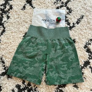 ✨ NVGTN Green Camo Seamless Shorts